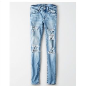 American Eagle light wash distressed jeggings